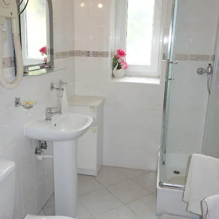 Roma - Parking W Cenie! Habitación en casa particular *